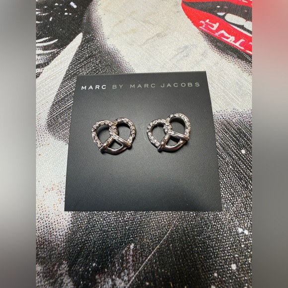 Marc by Marc Jacobs Pretzel Stud Earrings - Picture 6 of 6
